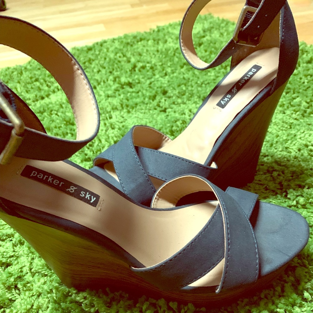 Parker and Sky wedges